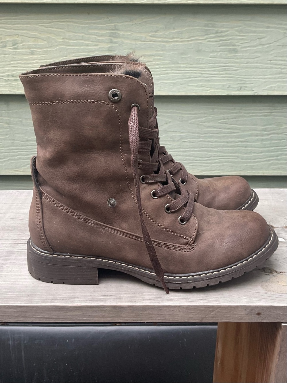 Women’s Brown Faux-Fur Lace-Up Boots - Picture 6 of 8